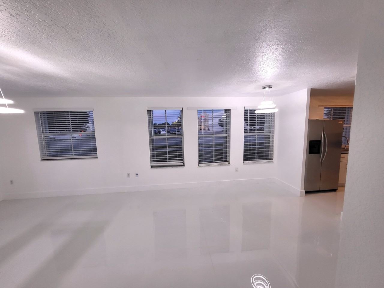 19340 Sw 103rd Ct #19340 - Photo 6 of 23