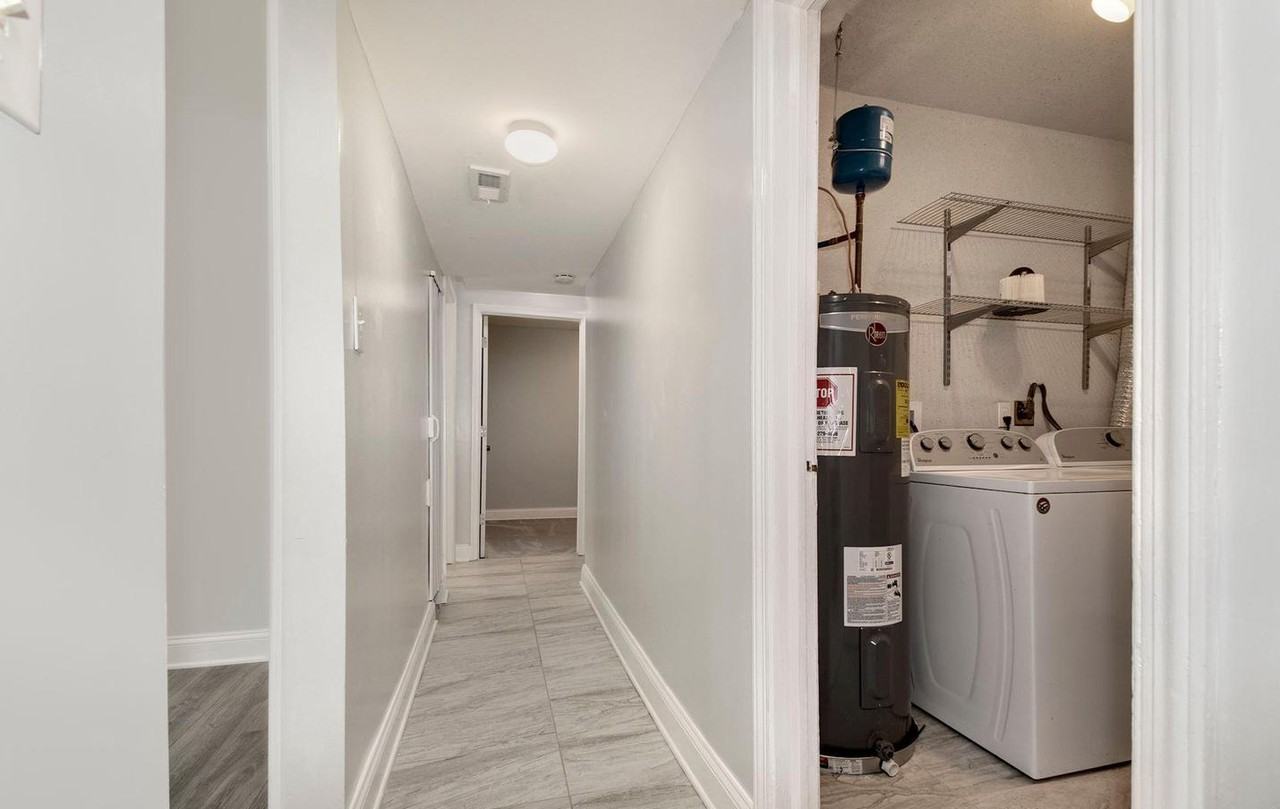 9808 47th Ave #NA - Photo 6 of 9