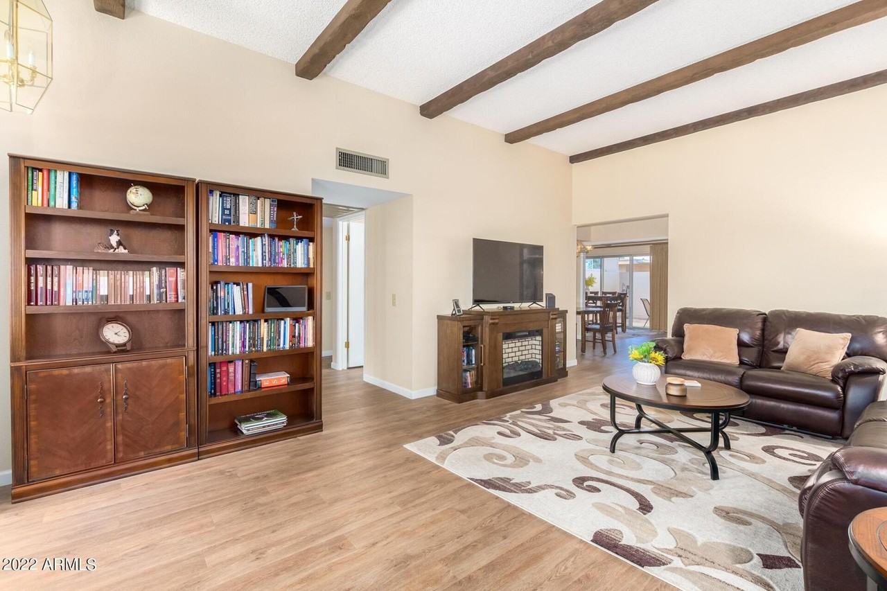 13227 N 99th Dr - Photo 4 of 43