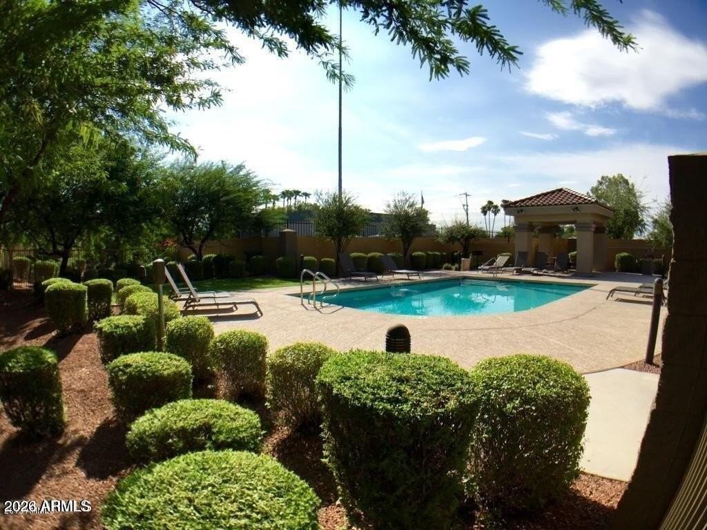 3250 W Greenway Rd #157 - Photo 2 of 25