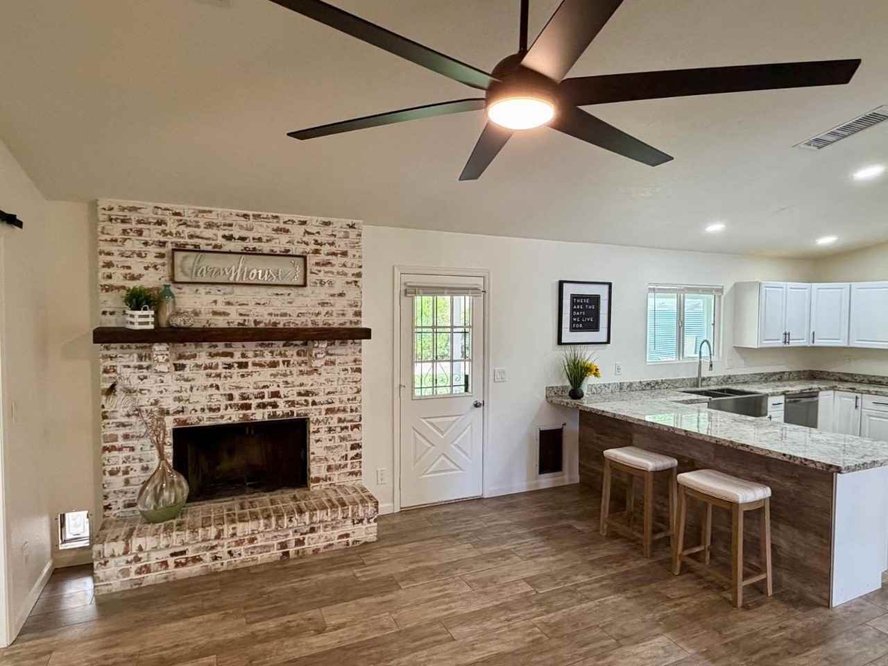 3761 E Dulciana Ave - Photo 6 of 35