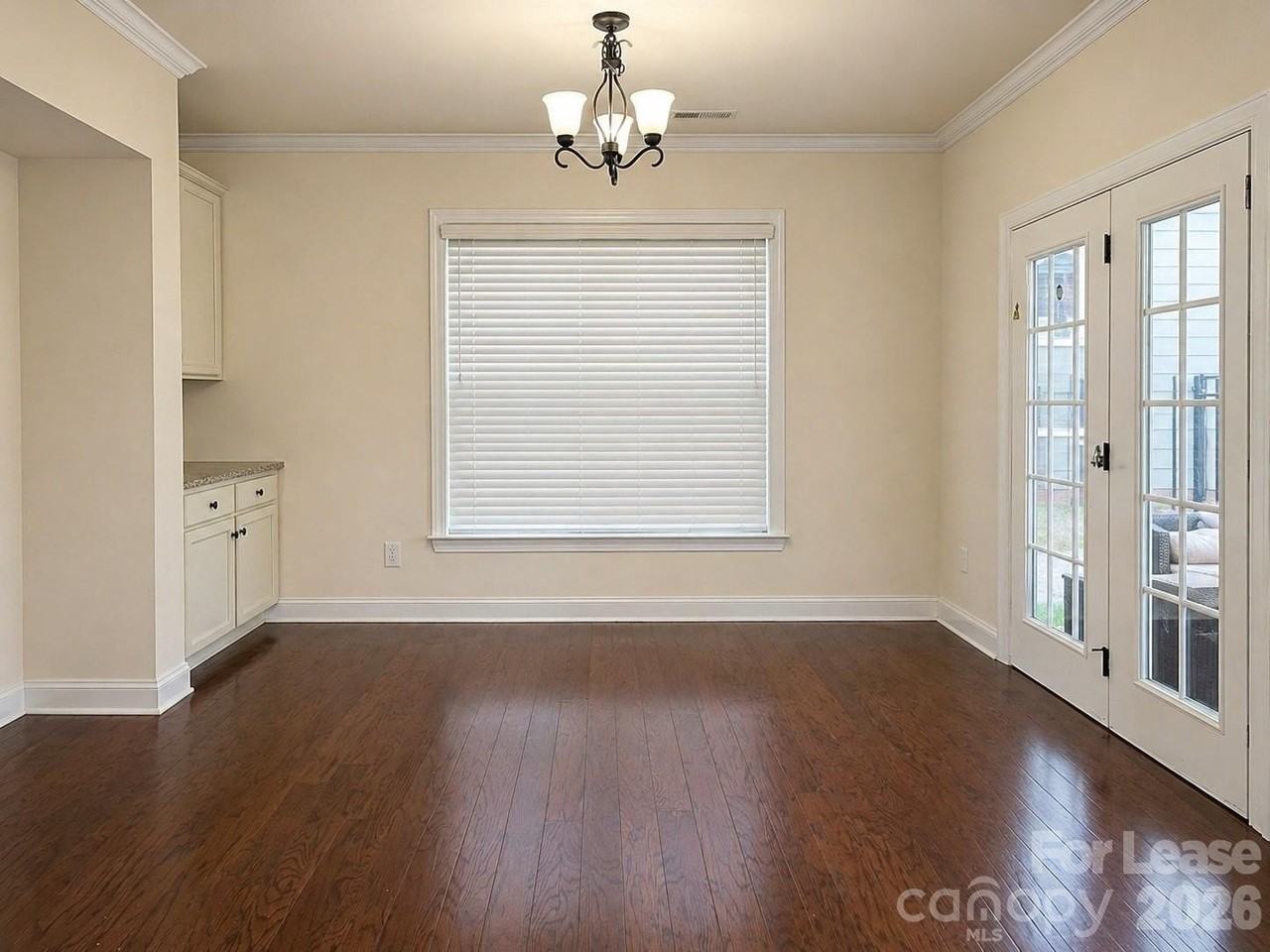 10692 Skipping Rock Ln Nw - Photo 5 of 21