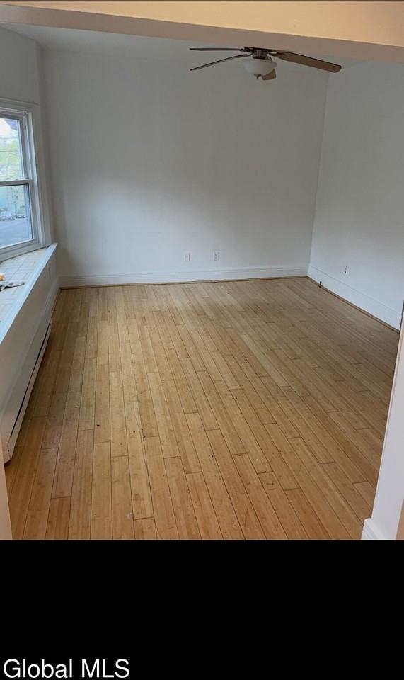 65 Lark St #1 - Photo 3 of 5