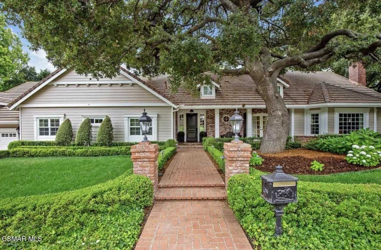 5390 Long Shadow Ct - Photo 2 of 23