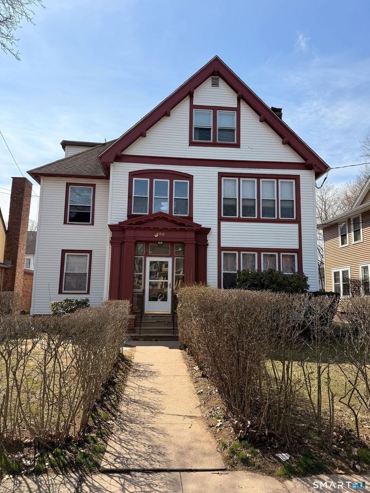 804 Edgewood Ave #2