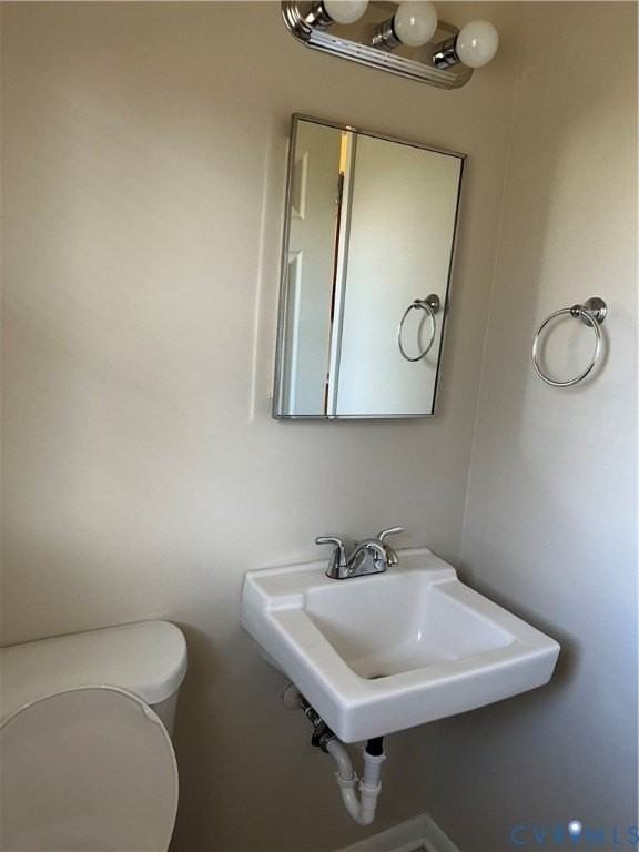 8188 Meadowview Ln - Photo 7 of 9