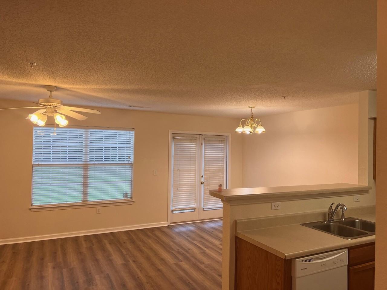 240 Swaying Pine Ct - Photo 4 of 14