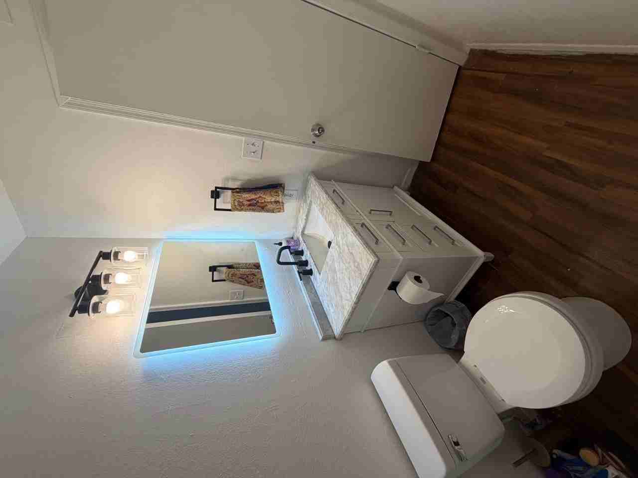 1600 E Laguna Dr - Photo 2 of 13