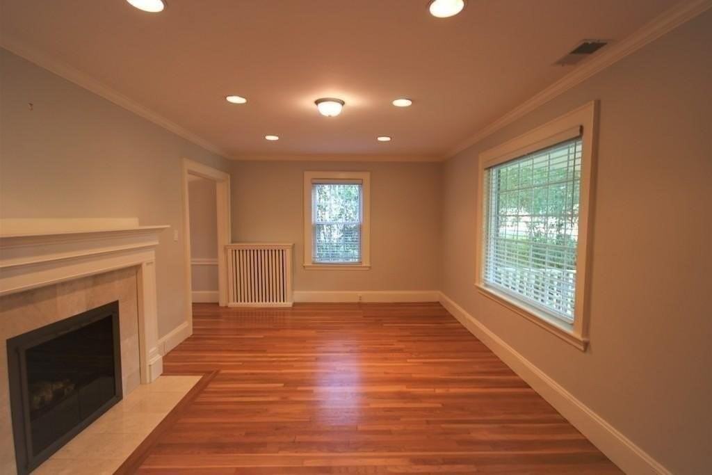 30 Farmcrest Ave - Photo 2 of 14