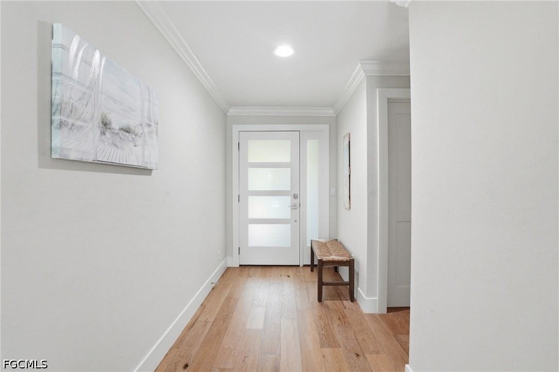 1590 Sandpiper St - Photo 6 of 37