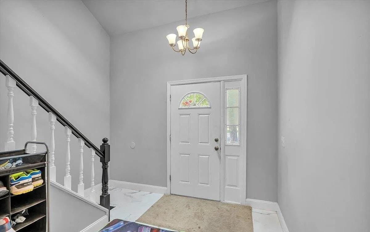 92 Ginger Dr - Photo 3 of 16