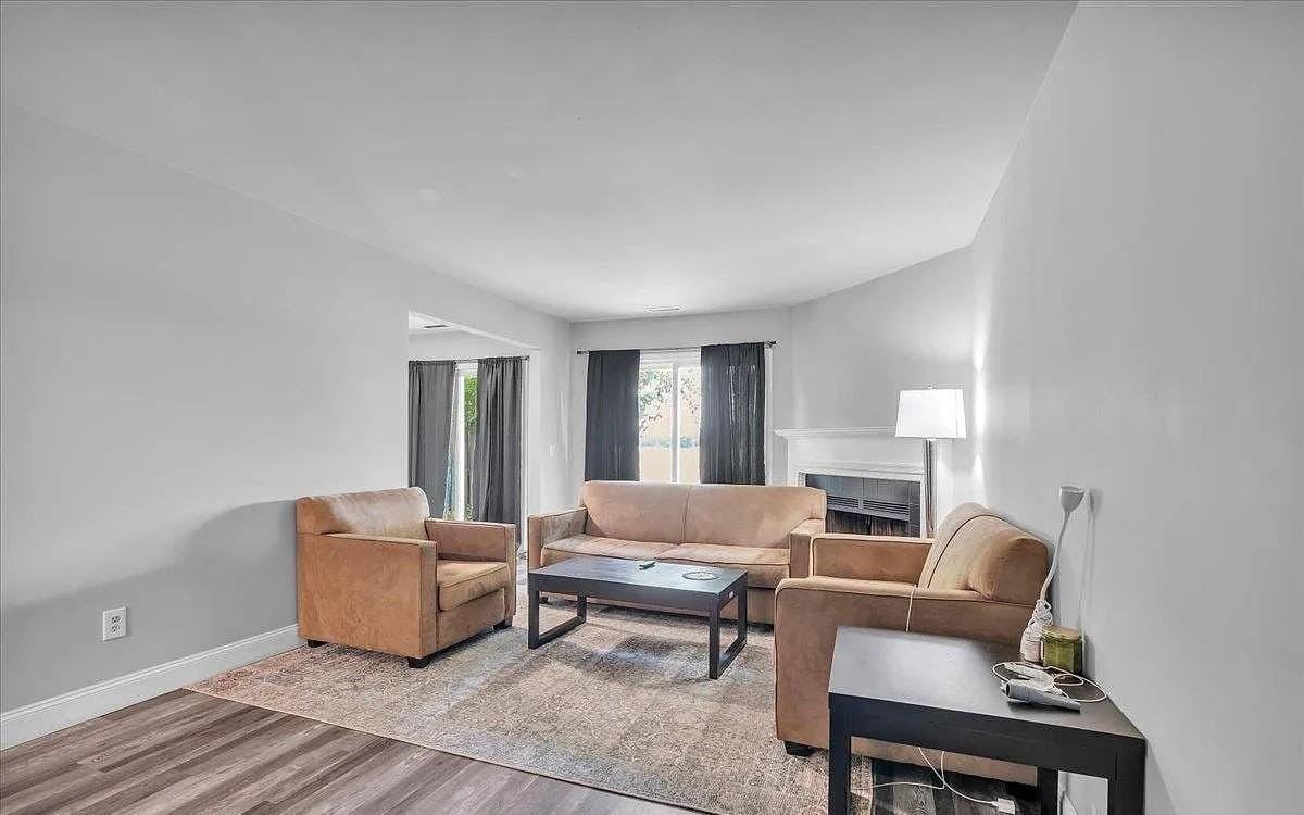 92 Ginger Dr - Photo 6 of 16