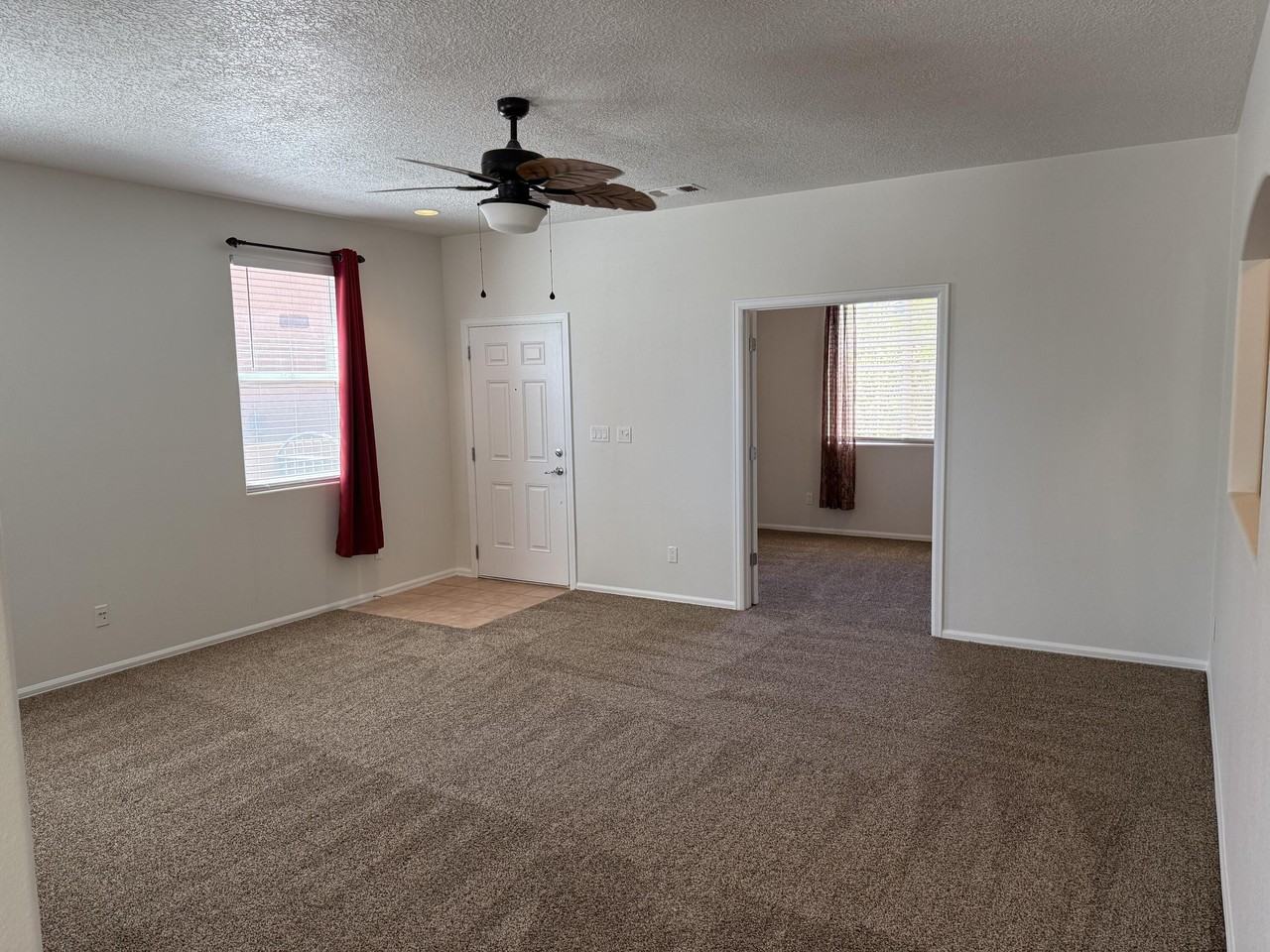 405 Loma Linda Loop Ne - Photo 4 of 26