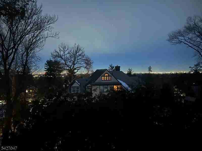 74 S Mountain Ave #CH - Photo 7 of 7