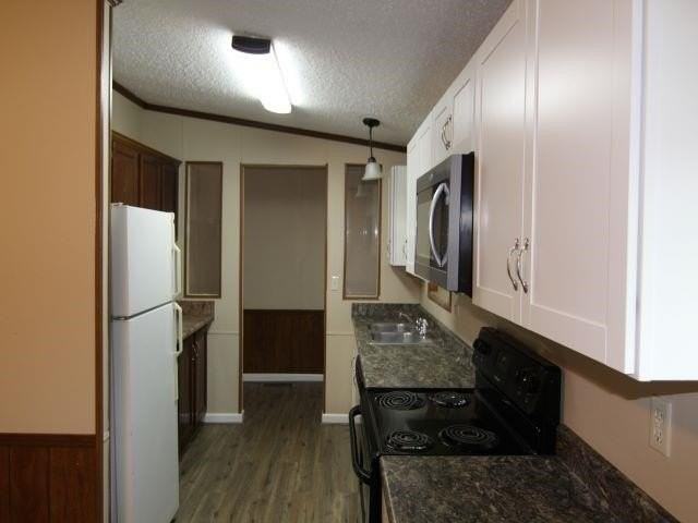 97 Riverchase Dr - Photo 2 of 12