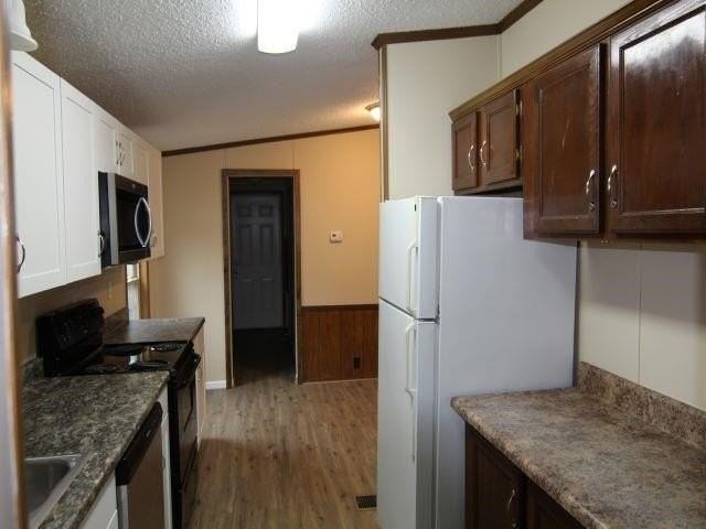 97 Riverchase Dr - Photo 3 of 12