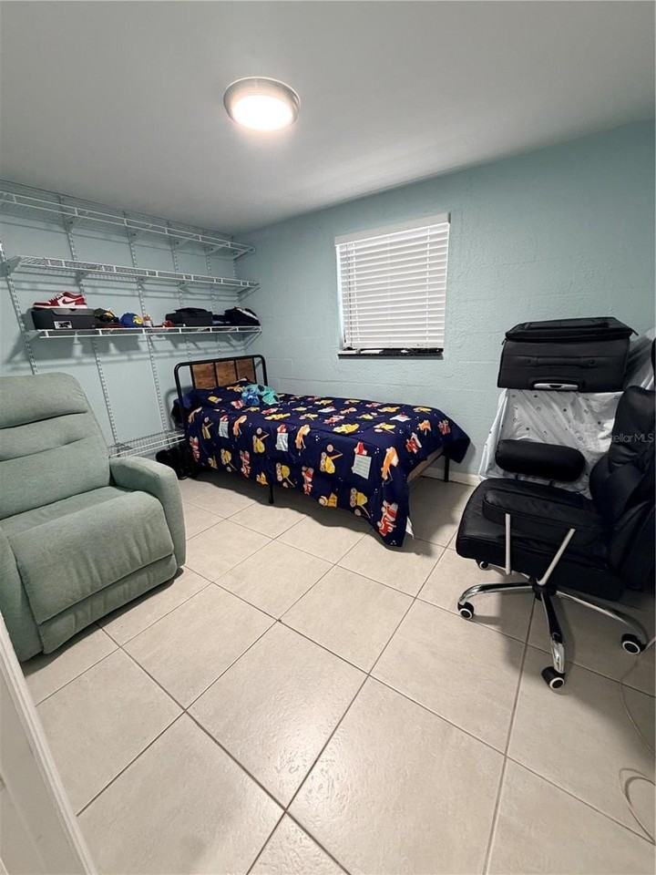 2216 Webber St #C - Photo 6 of 11
