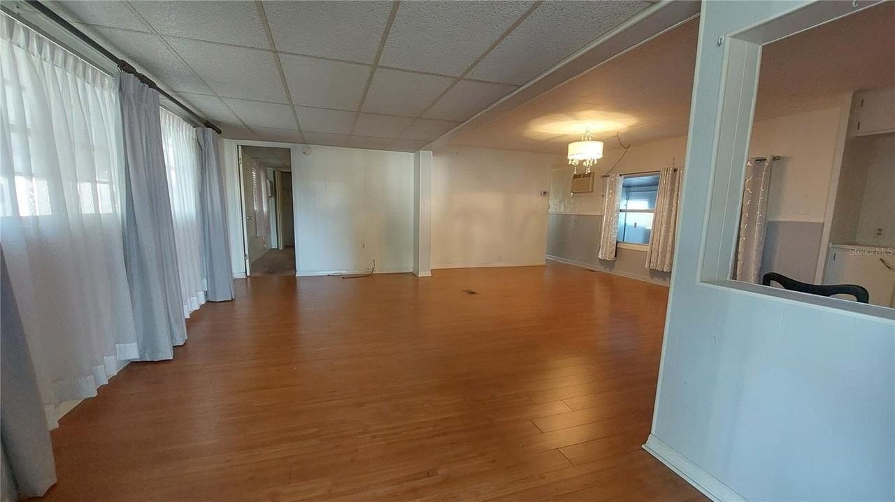 2125 Kepner Dr - Photo 3 of 18