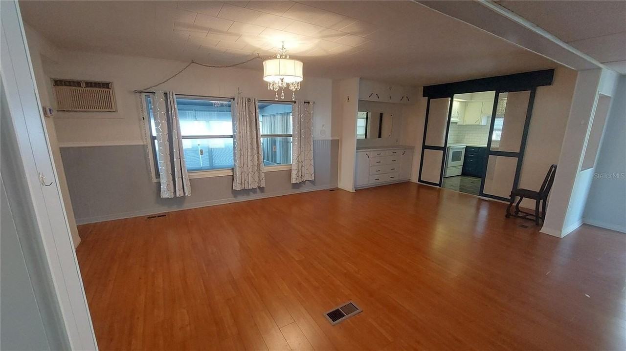 2125 Kepner Dr - Photo 5 of 18