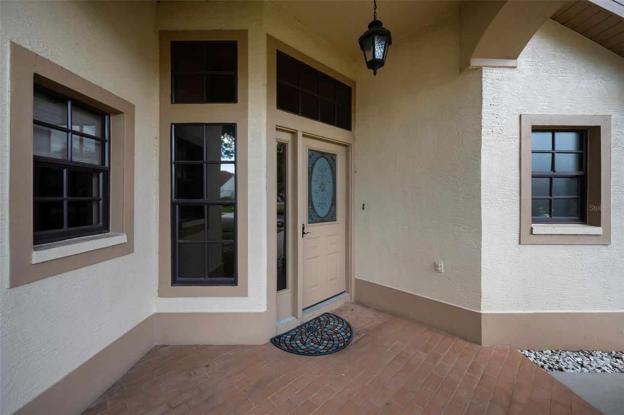 9307 Palm Haven Ct - Photo 4 of 45