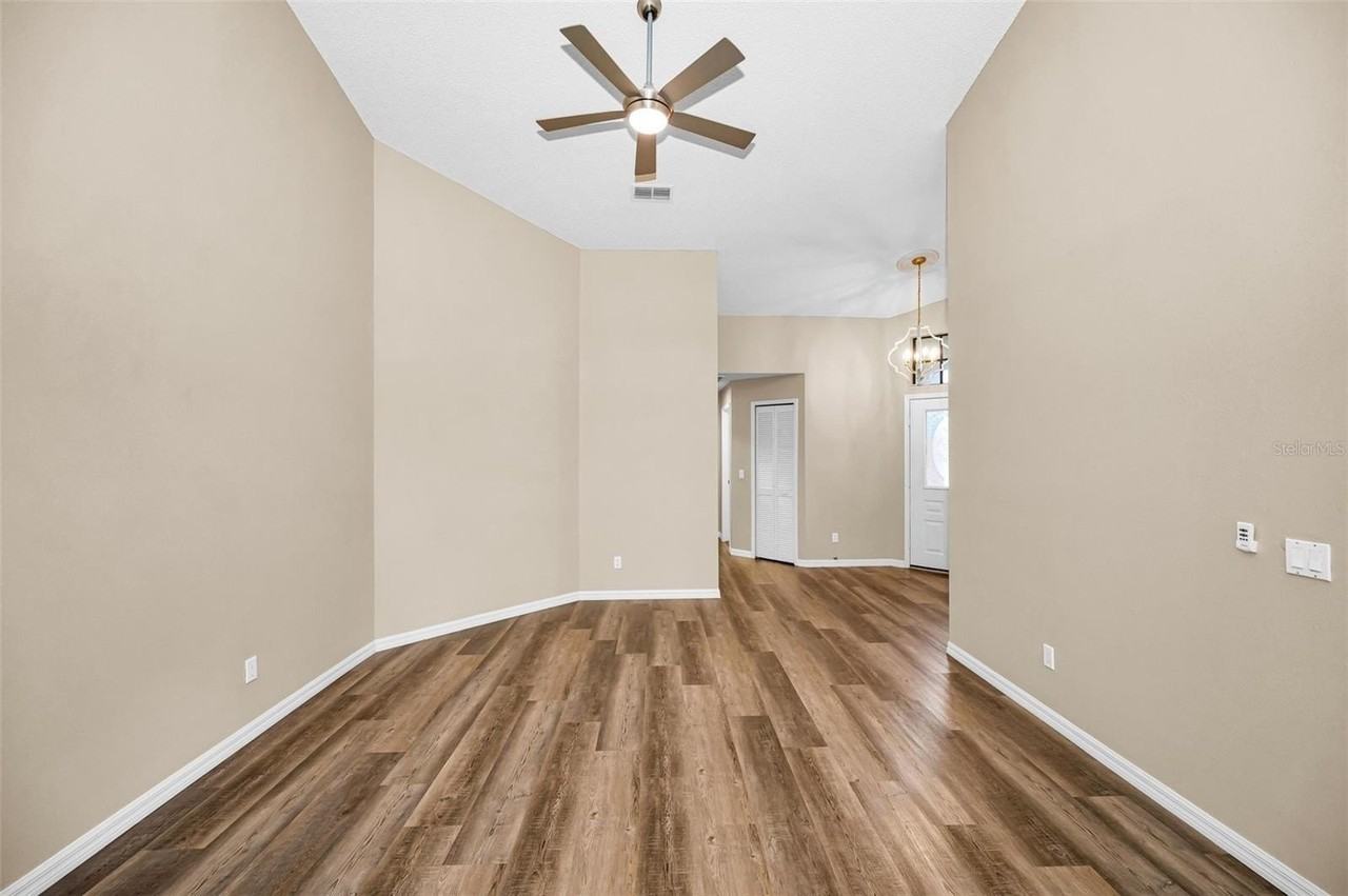 9307 Palm Haven Ct - Photo 6 of 45