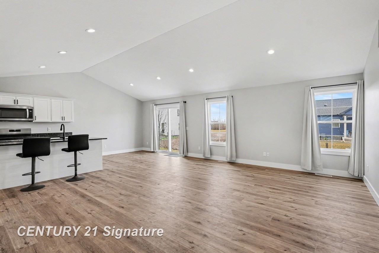 8441 Cottonwood Dr - Photo 6 of 29