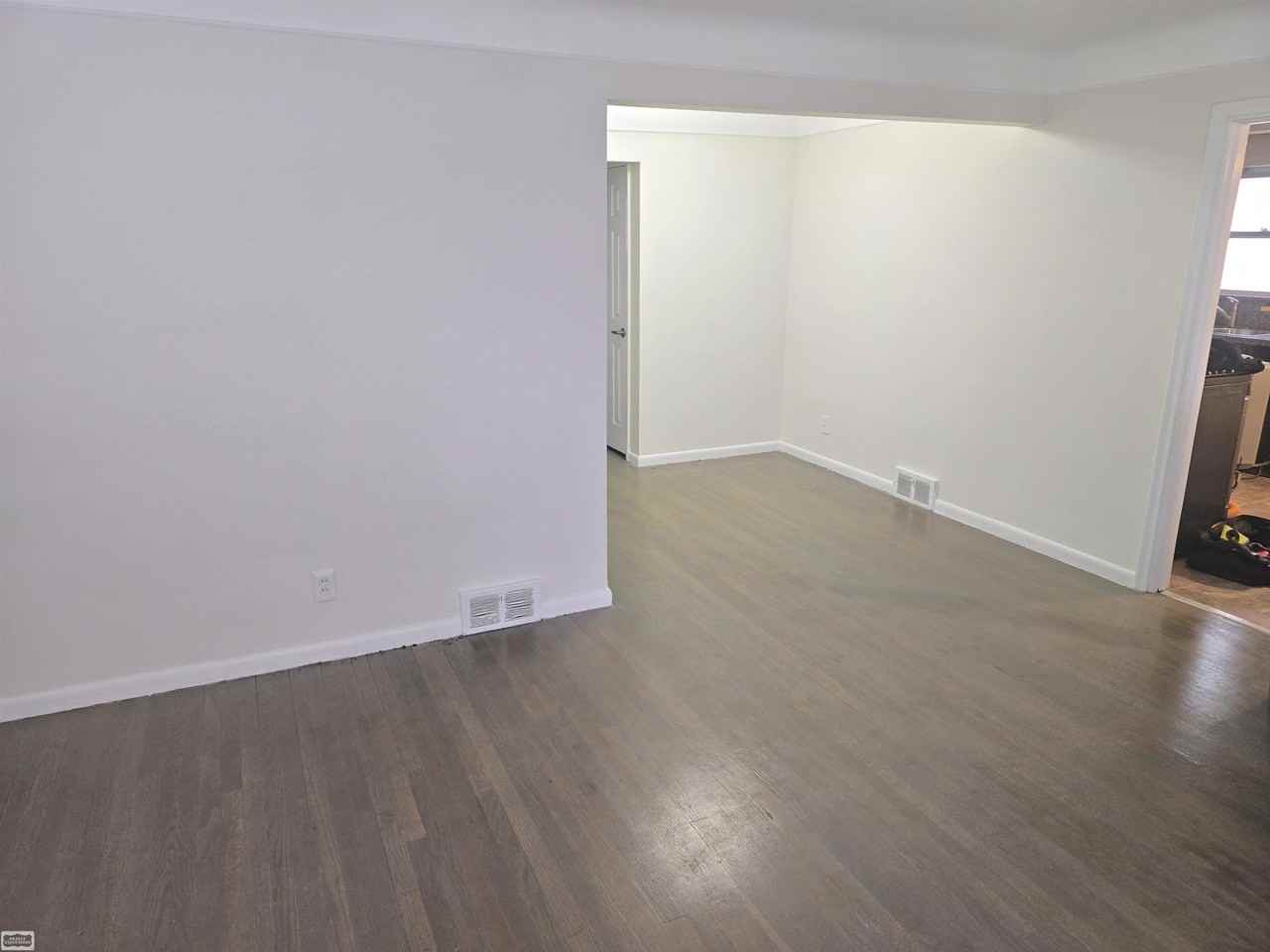 24676 Lambrecht Ave - Photo 3 of 13