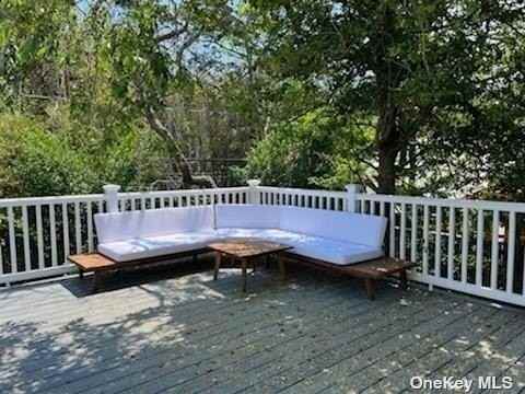 570 Bayberry Walk - Photo 5 of 9