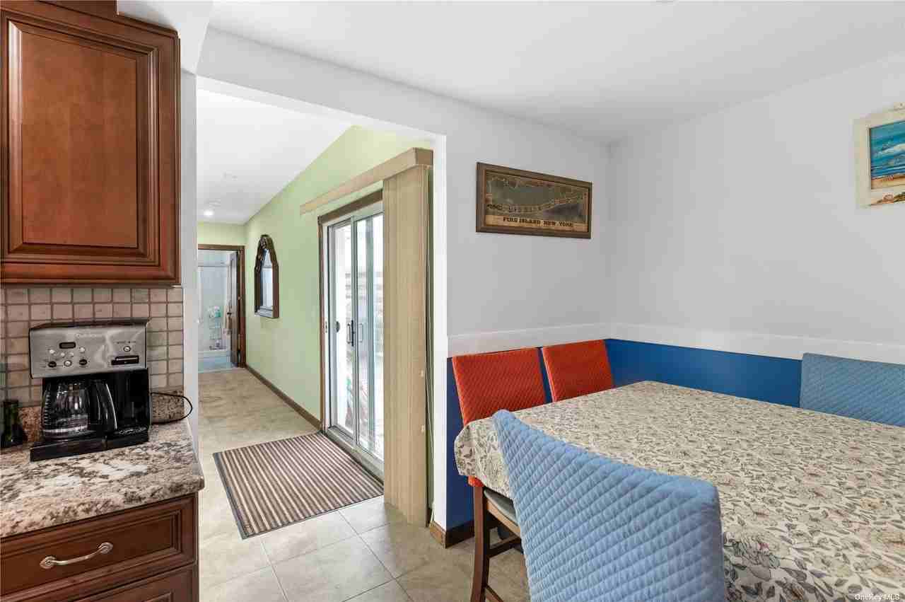 289 Cottage Walk - Photo 5 of 12