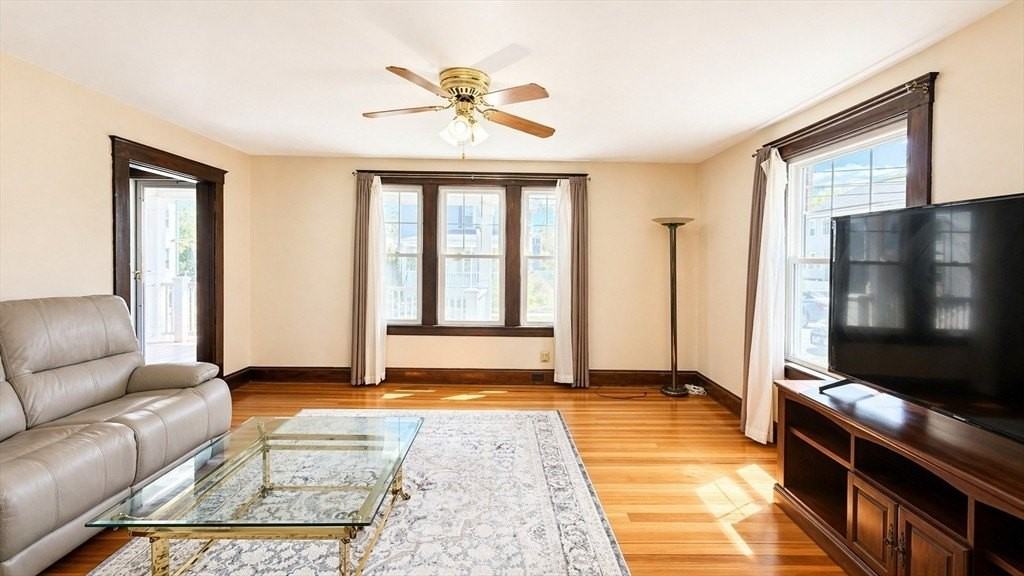 86 Howard St #1 - Photo 3 of 22