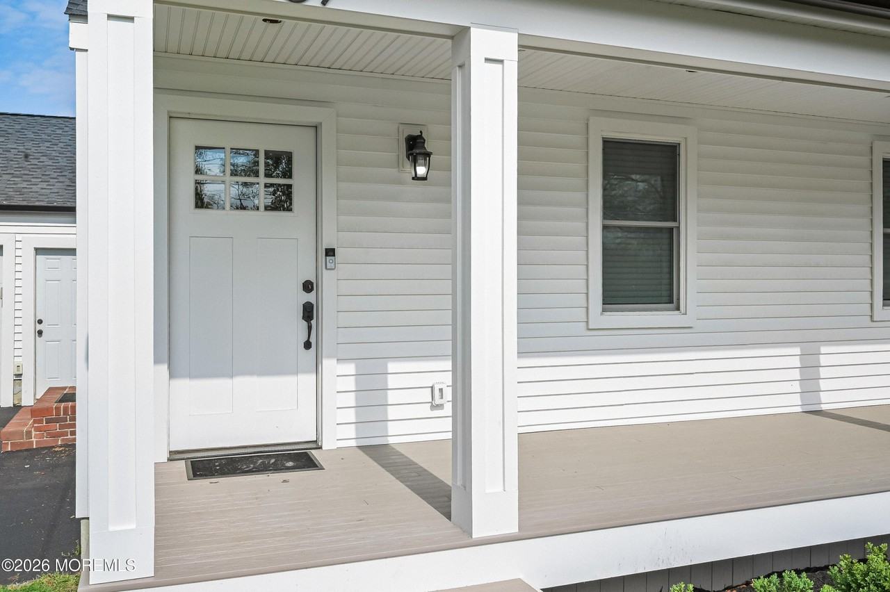 57 Villa Pl - Photo 6 of 47