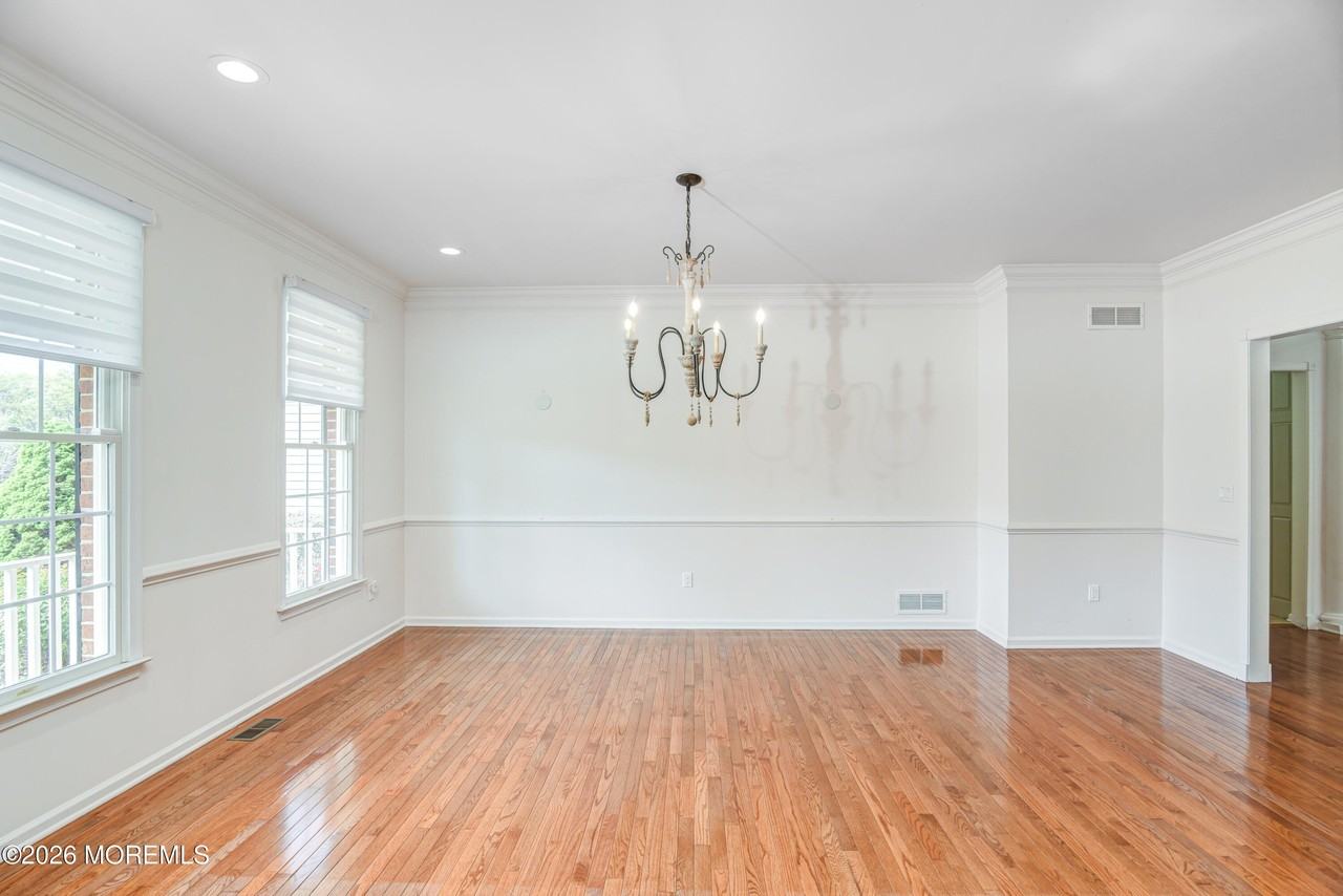 9 Mackenzie Ct - Photo 5 of 38