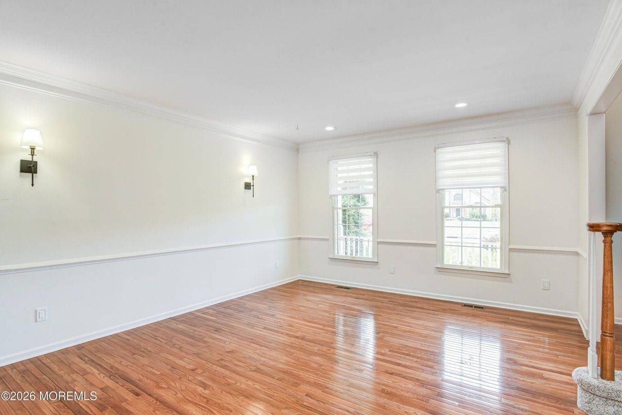 9 Mackenzie Ct - Photo 7 of 38