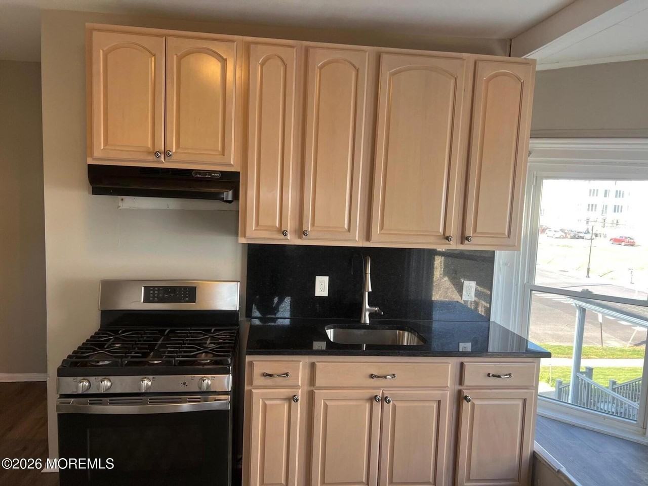 302 3rd Ave #2FR - Photo 6 of 14