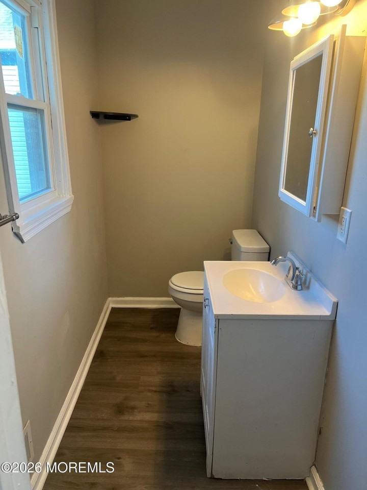 302 3rd Ave #2FR - Photo 7 of 14