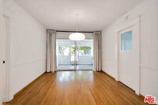 729 9th St - Photo 6 of 8