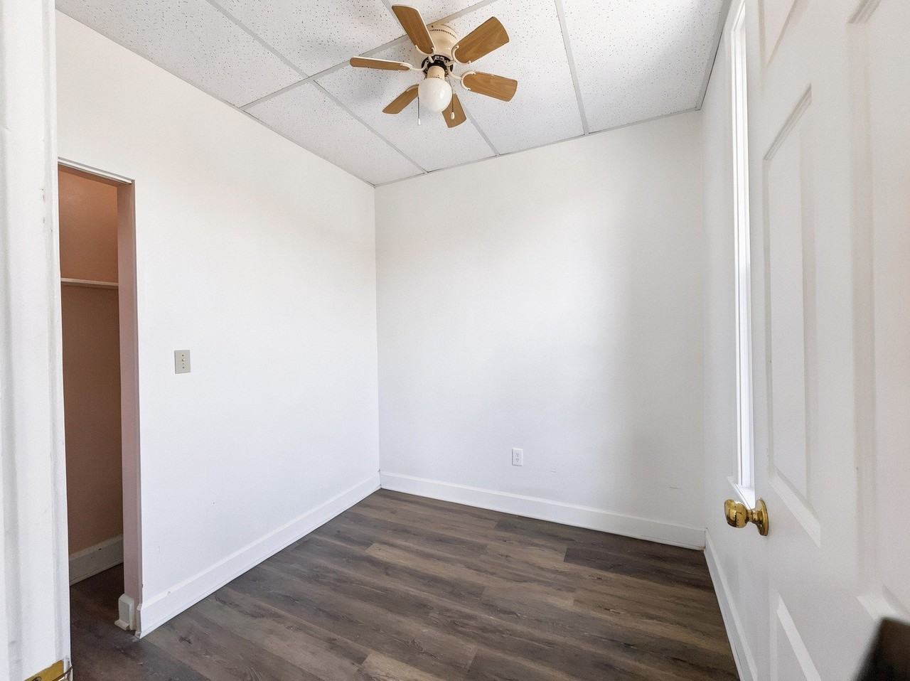 9046 S Brandon Ave #3 - Photo 4 of 14