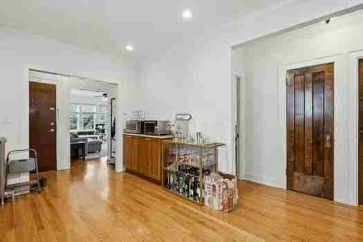 1411 W Byron St #2 - Photo 2 of 13