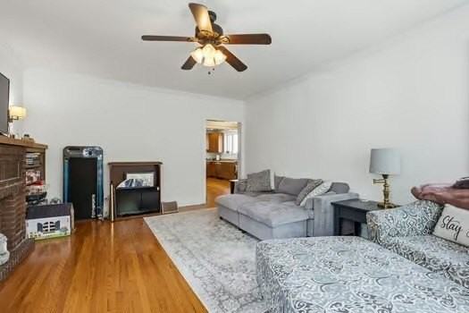 1411 W Byron St #2 - Photo 5 of 13