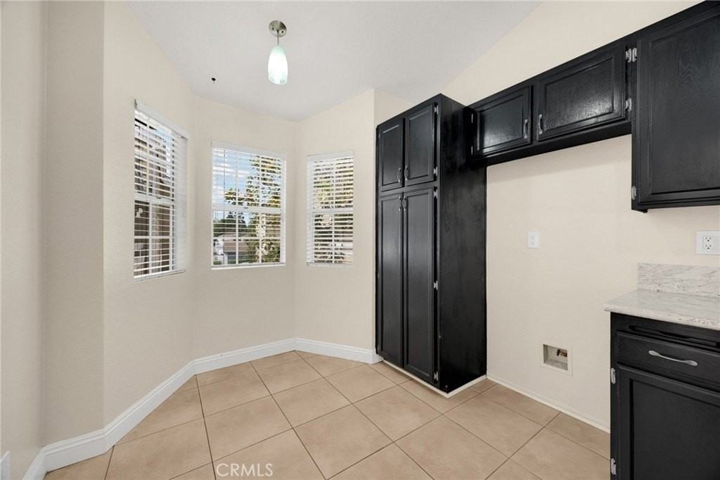 3740 S Bear St #F - Photo 5 of 27