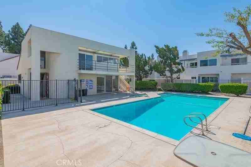 20240 E Arrow Hwy #D - Photo 5 of 24