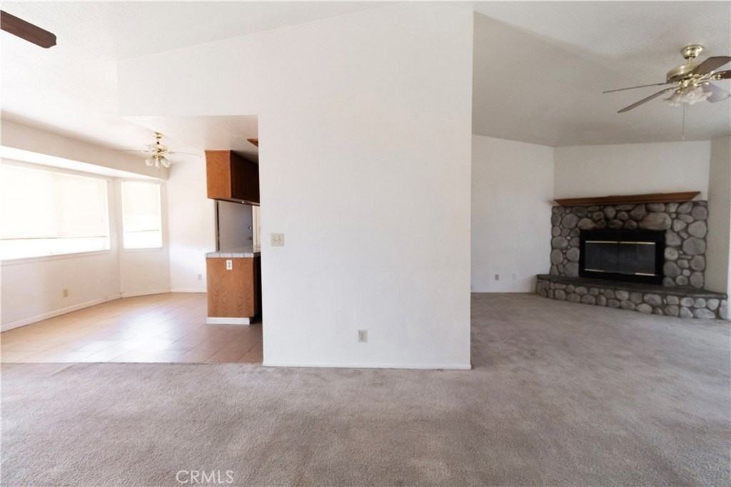 32303 Sapphire Rd - Photo 5 of 18