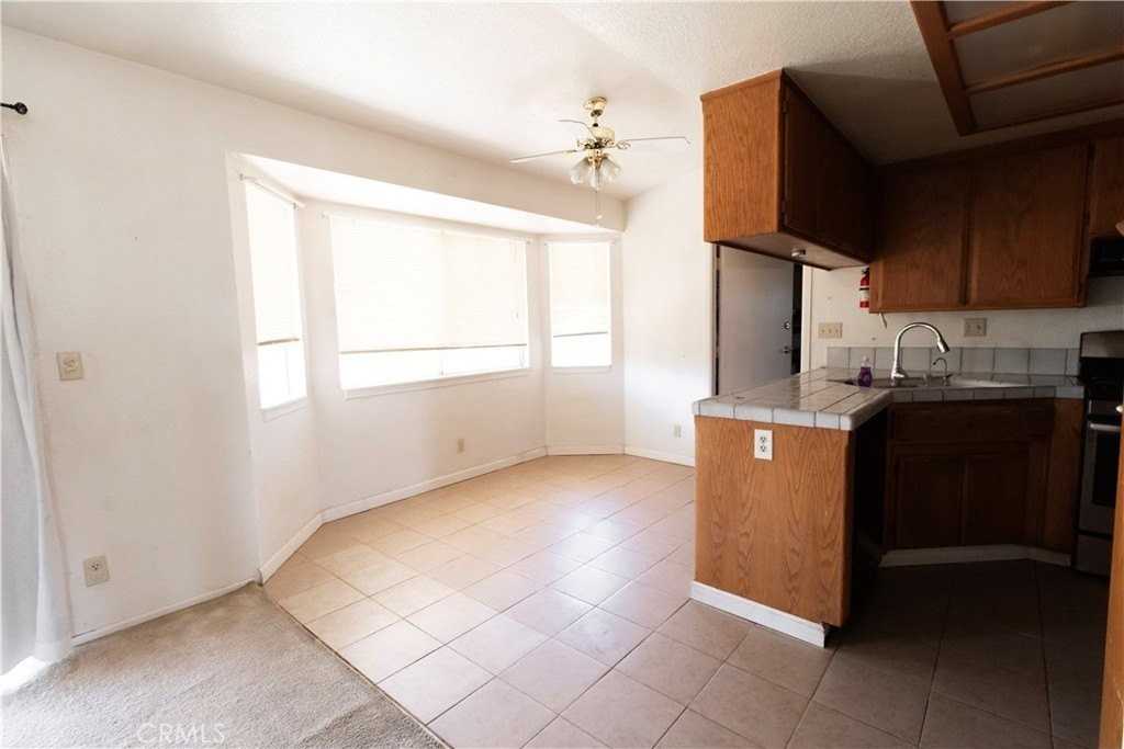 32303 Sapphire Rd - Photo 7 of 18