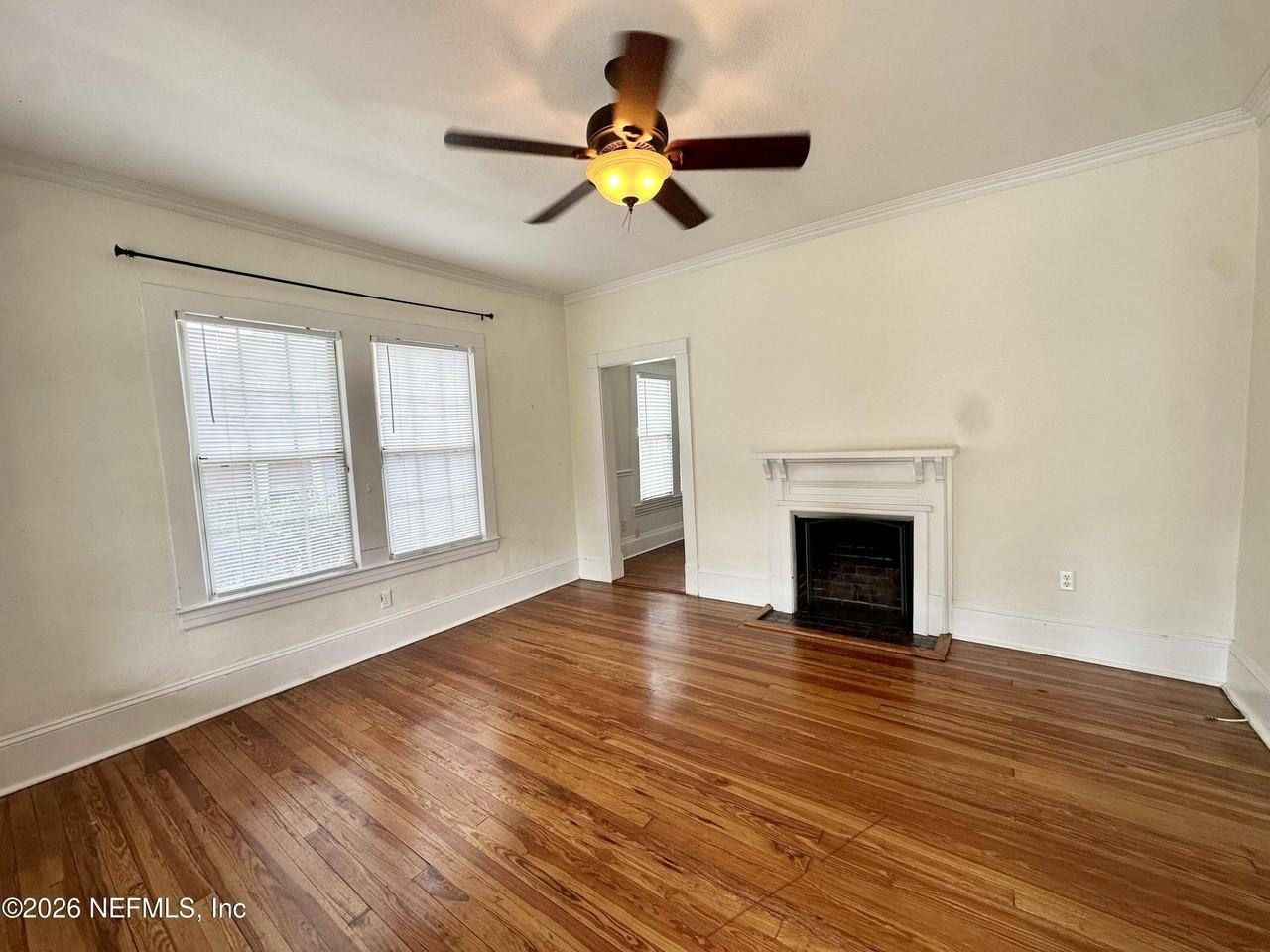 3867 Herschel St - Photo 3 of 15