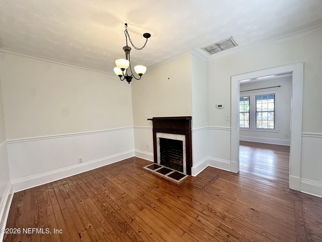 3867 Herschel St - Photo 7 of 15