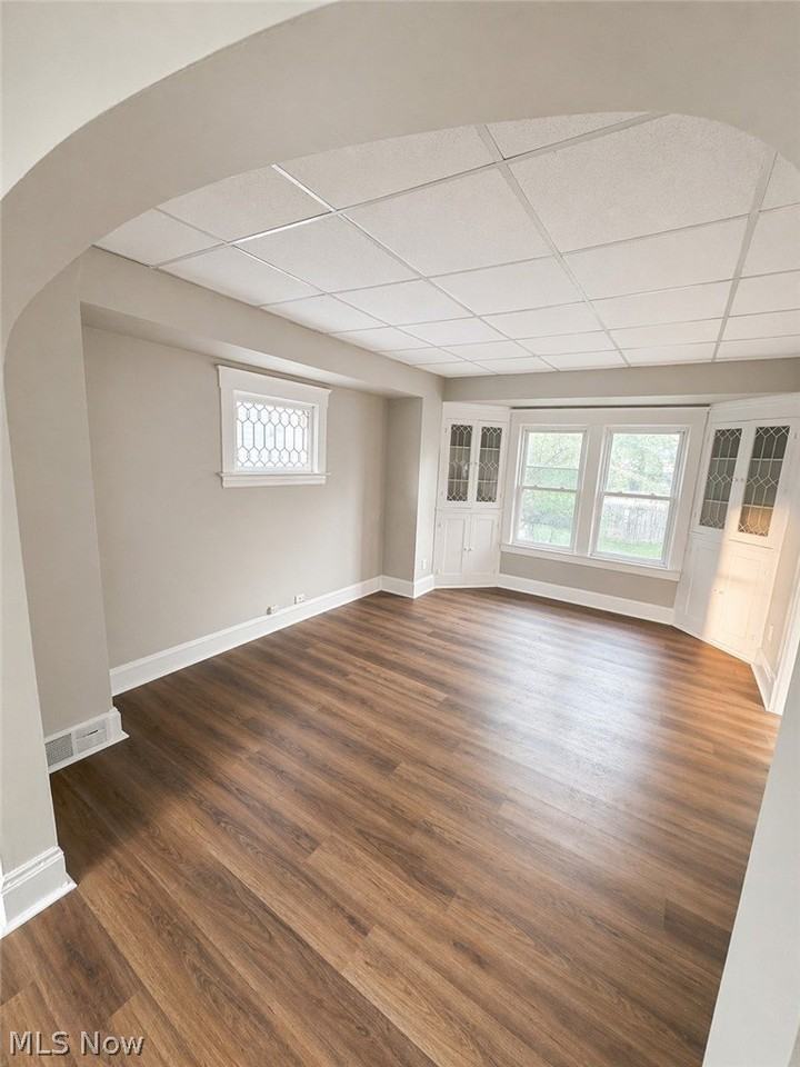 4267 W 21st St - Photo 3 of 8