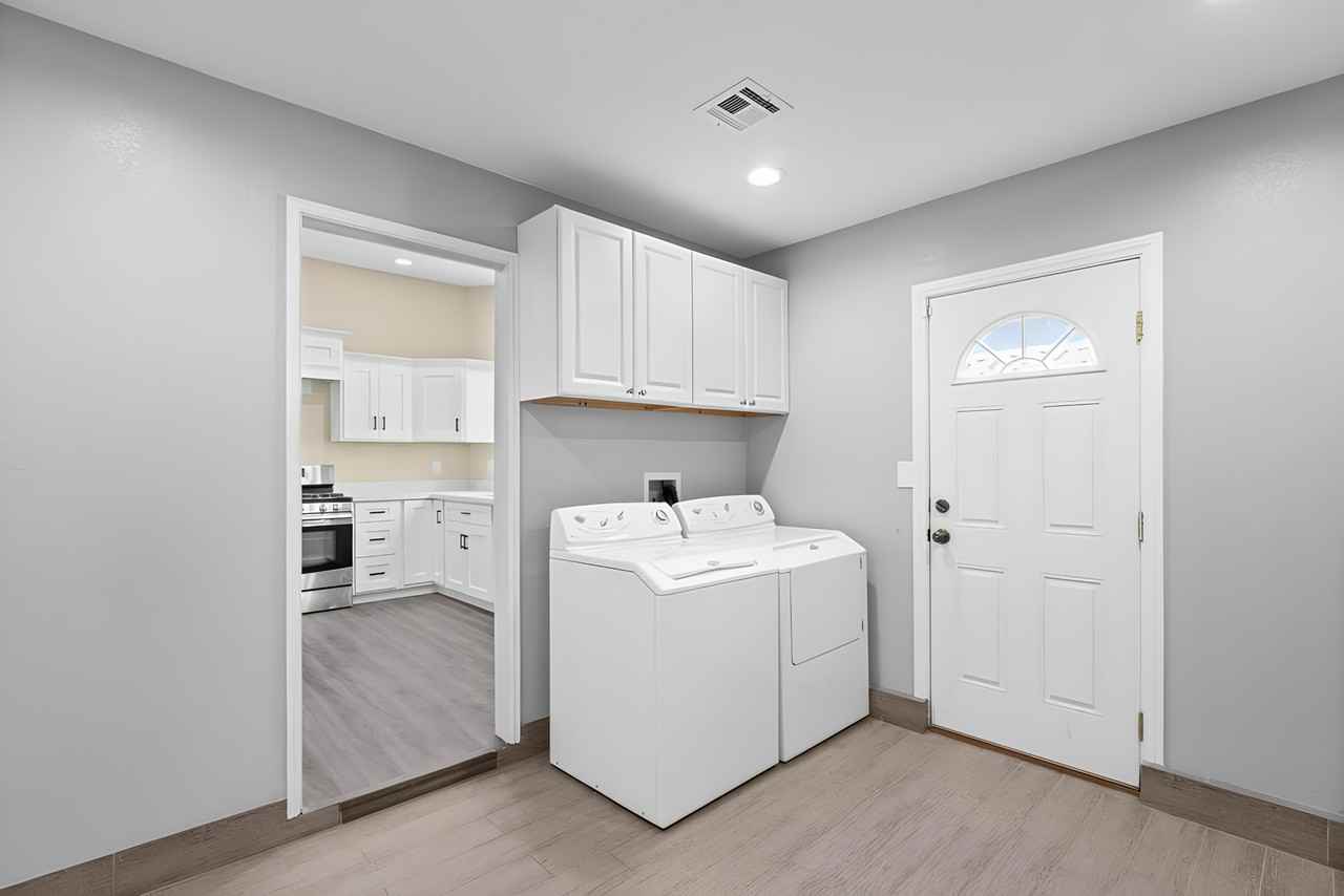 Comb Cir - Photo 5 of 10