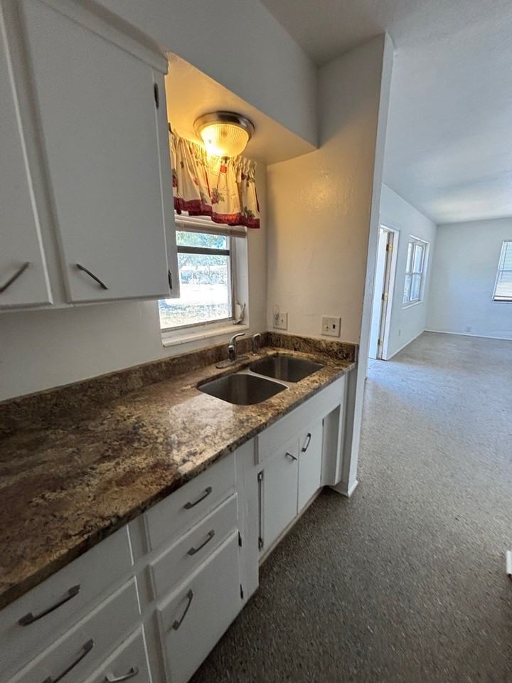 172 38th Ave Se - Photo 6 of 19