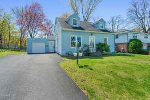 featured image of 234 Osborne Rd
