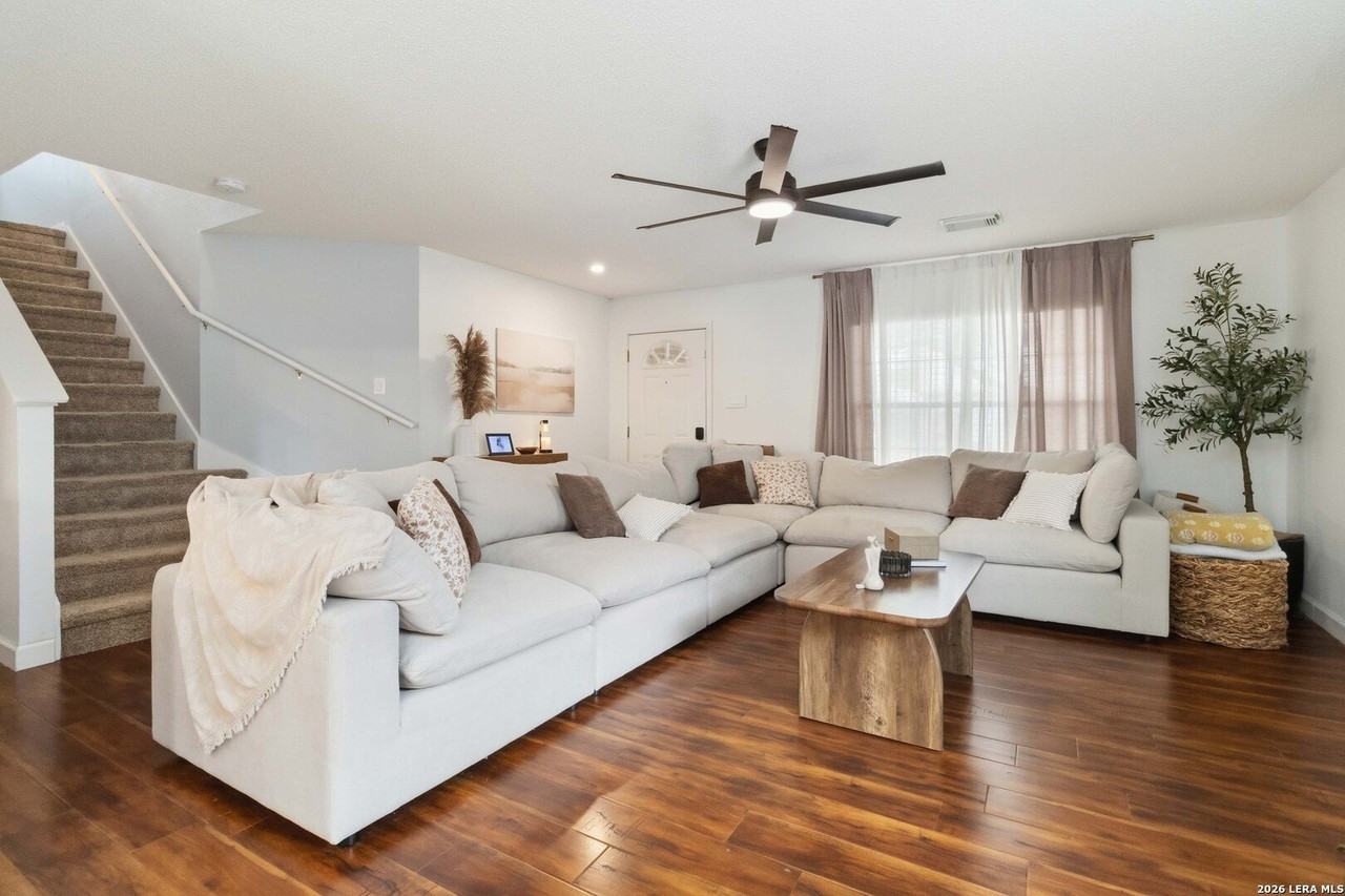 11219 Taylor Crst - Photo 3 of 28